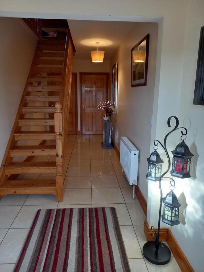 A New U Country Cottage Clynacartan Bagian luar foto