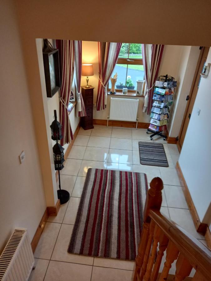 A New U Country Cottage Clynacartan Bagian luar foto